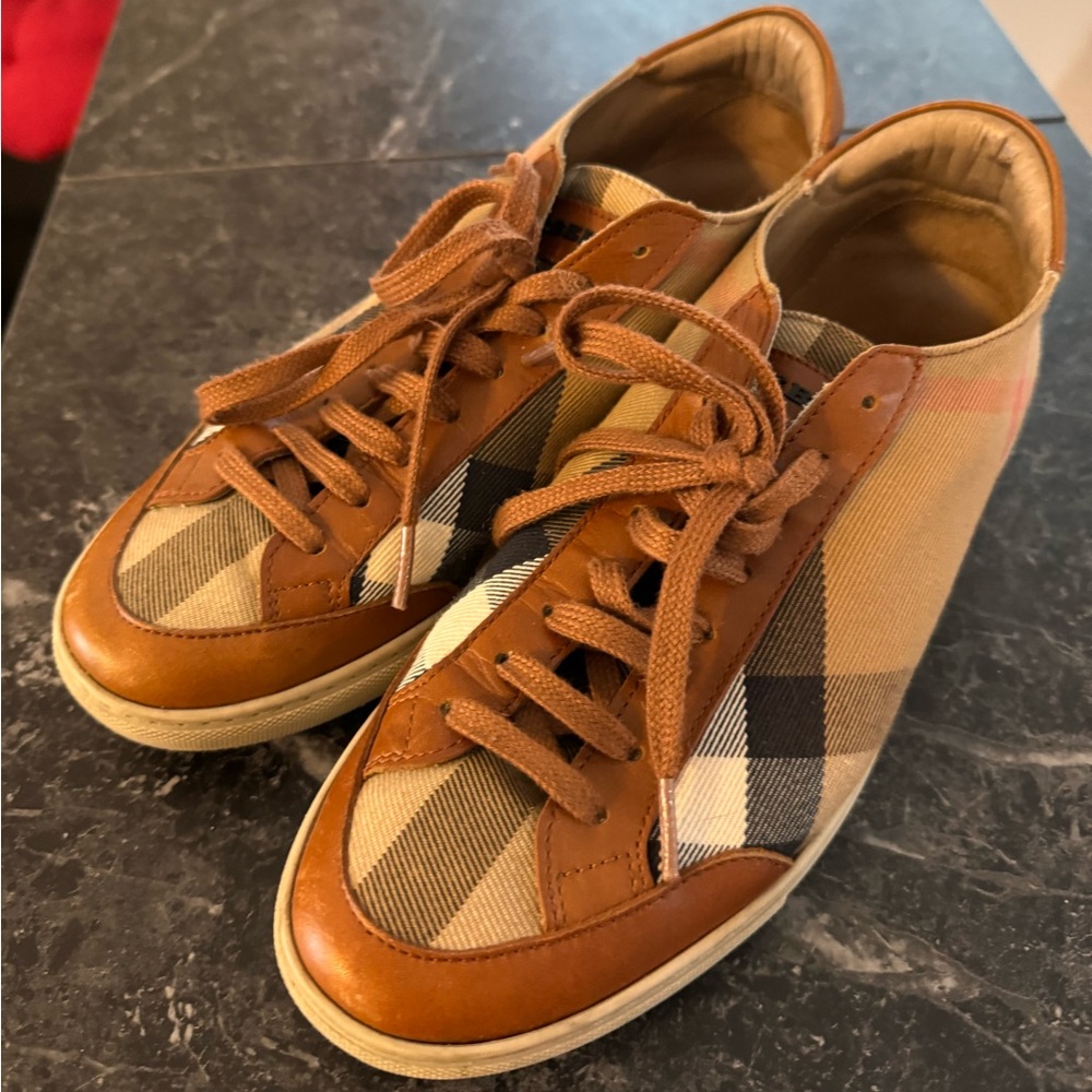 Burberry Brown and Cream Sneakers with Suede Accents